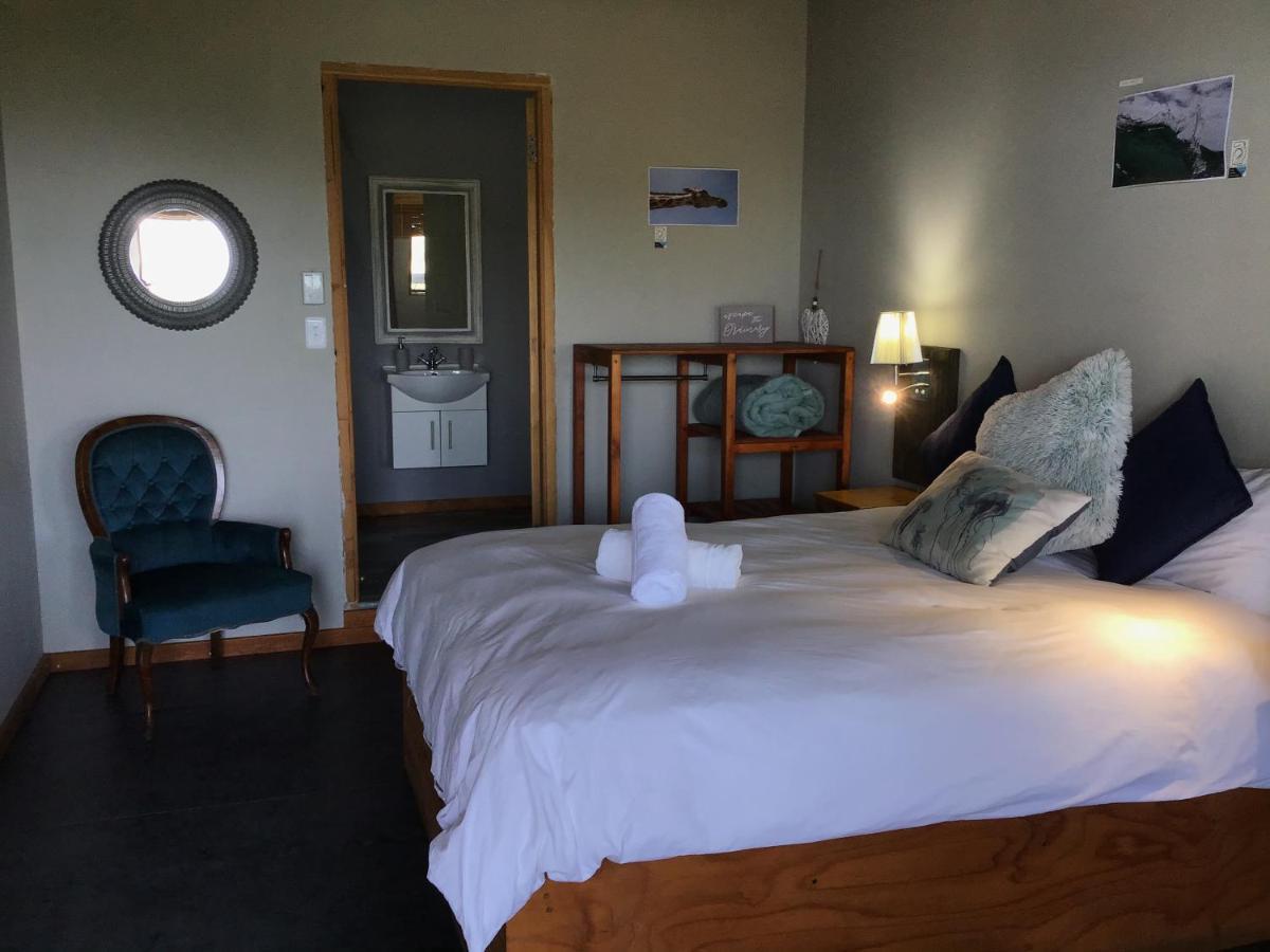 Coram Deo Saltywaves Double En-Suite Rooms With Sea Views Coffee Bay Exterior photo