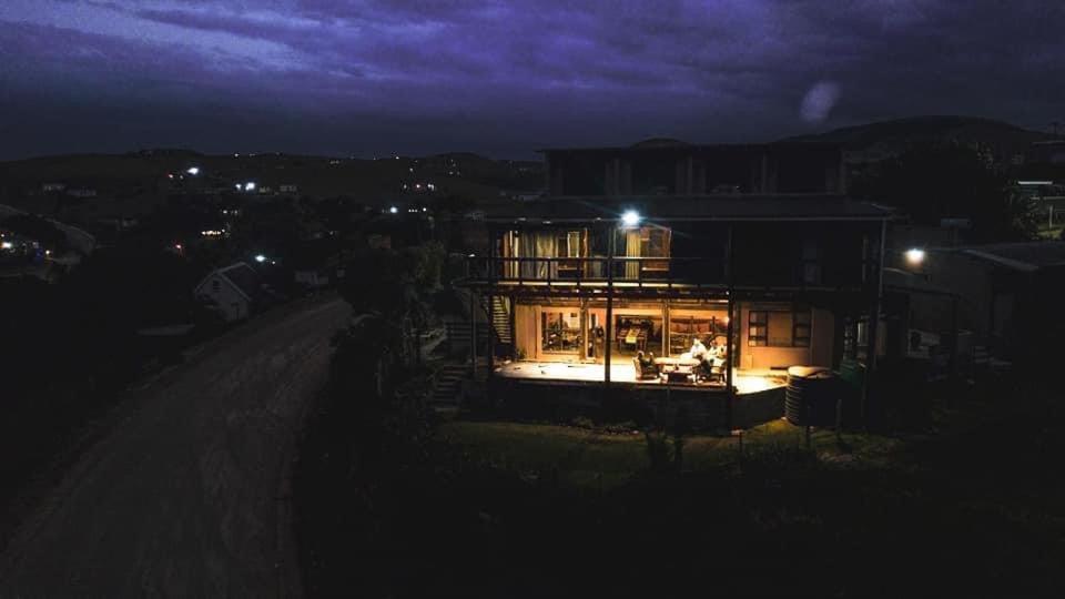 Coram Deo Saltywaves Double En-Suite Rooms With Sea Views Coffee Bay Exterior photo