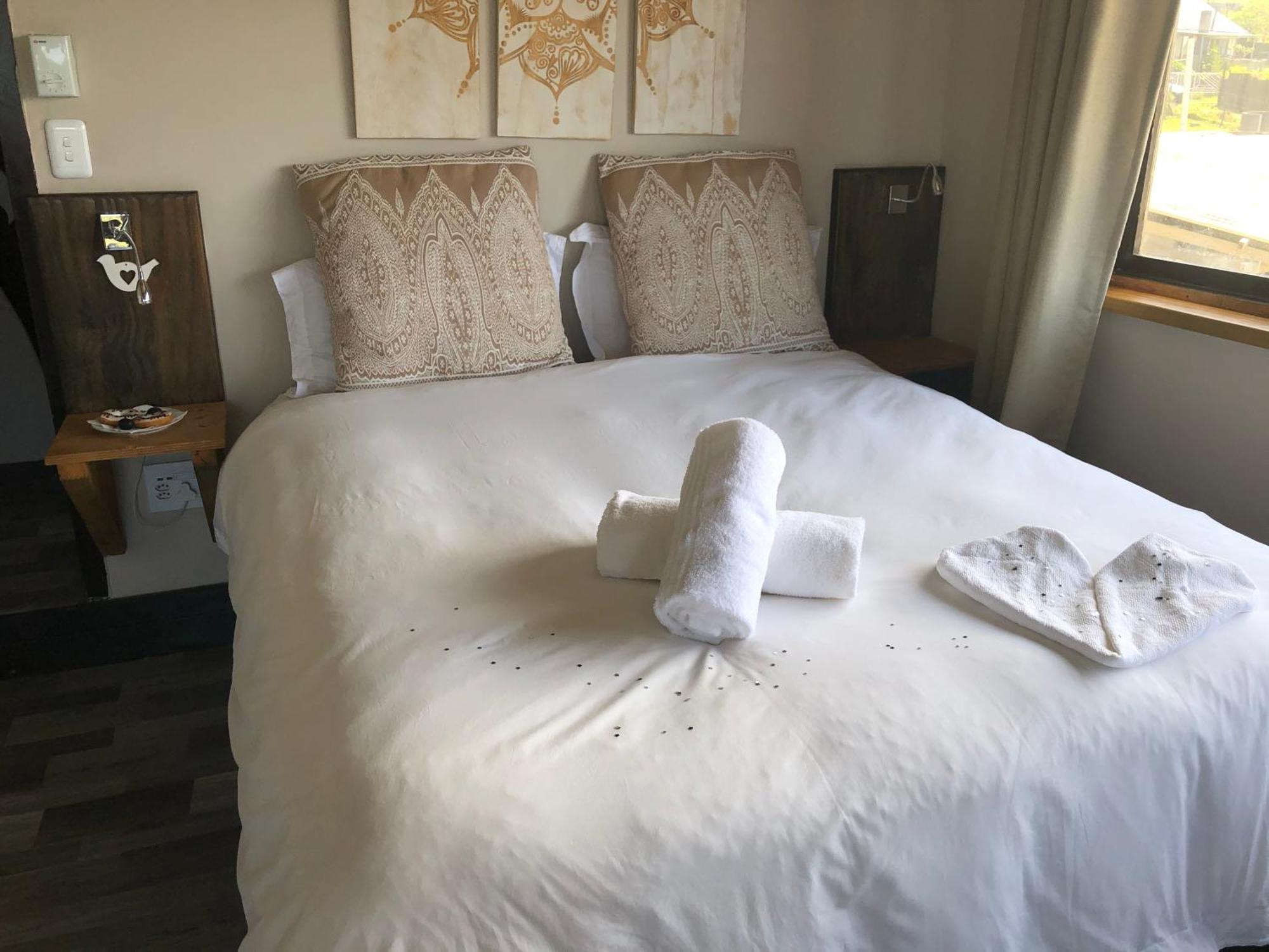 Coram Deo Saltywaves Double En-Suite Rooms With Sea Views Coffee Bay Exterior photo
